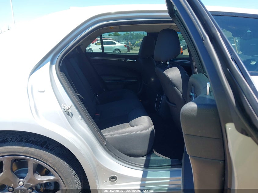 2020 Chrysler 300 VIN 2C3CCAAG0LH239395 IAAI salvage auction — FRONT END, Salvage Title, sold $3,900 on 2026-07-18 (photo 8)