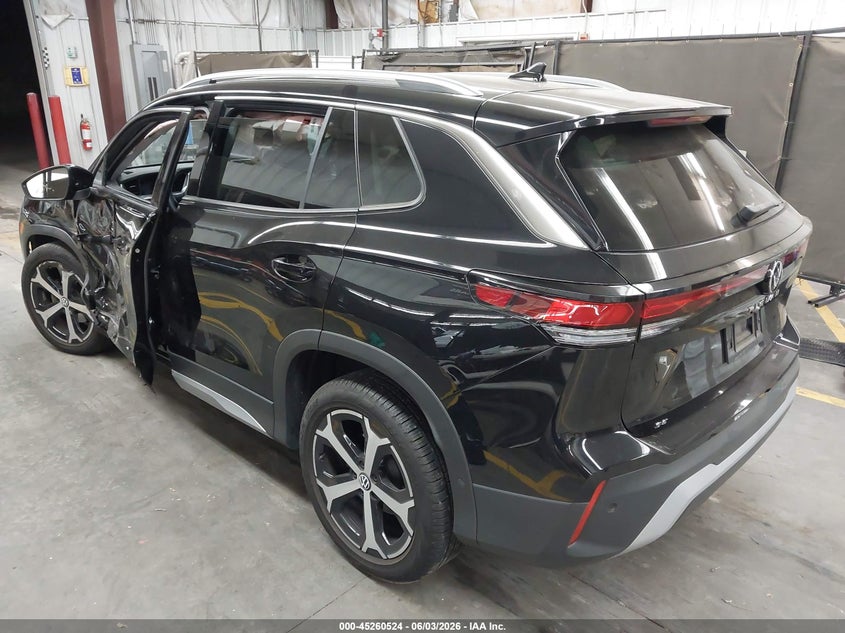 2025 Volkswagen Tiguan VIN 3VVFR7RM9SM038925 IAAI salvage auction — LEFT SIDE, Salvage (Arizona), sold $8,900 on 2026-07-28 (photo 3)