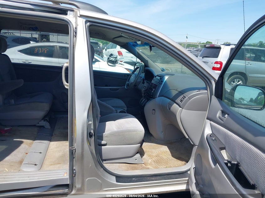 2006 Toyota Sienna VIN 5TDZA23C96S418813 IAAI salvage auction — NORMAL WEAR, Clear (New York), sold $1,175 on 2026-07-13 (photo 5)