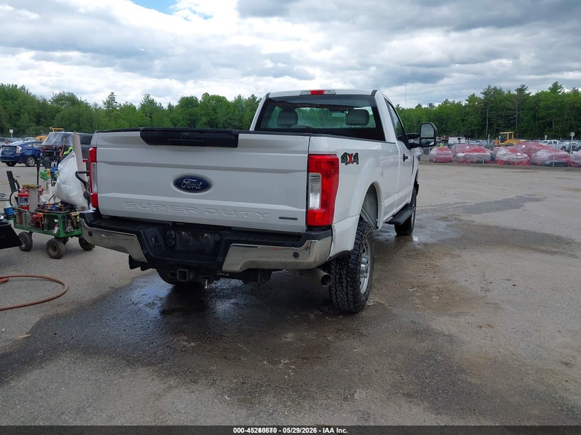 2018 Ford F-250 VIN 1FTBF2B67JEC84090 IAAI salvage auction — NORMAL WEAR, SF97 (Maine), sold $19,300 on 2026-07-23 (photo 4)
