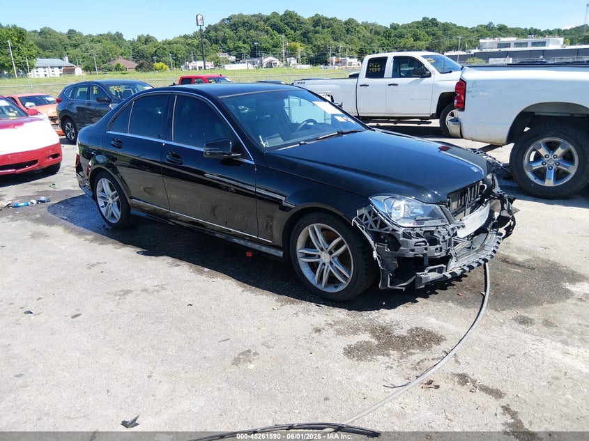 2014 Mercedes-benz VIN WDDGF8ABXEG250720 IAAI salvage auction — FRONT END, Salvage (Missouri), sold $850 on 2026-08-04 (photo 1)