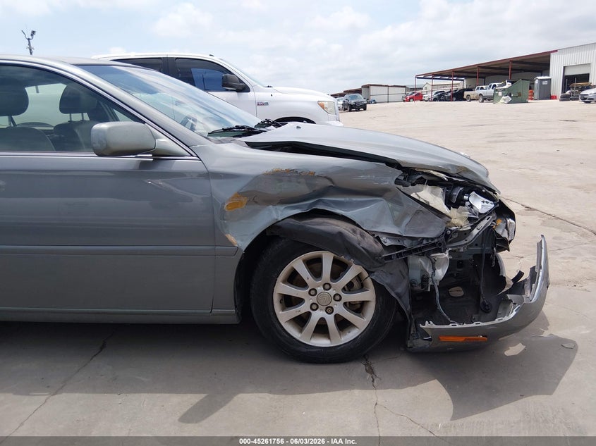 2002 Lexus ES VIN JTHBF30G325023332 IAAI salvage auction — RIGHT FRONT, Salvage (Texas), sold $25 on 2026-07-21 (photo 6)