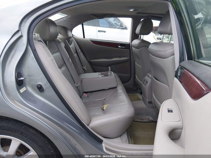 2002 Lexus ES VIN JTHBF30G325023332 IAAI salvage auction — RIGHT FRONT, Salvage (Texas), sold $25 on 2026-07-21 (photo 8)