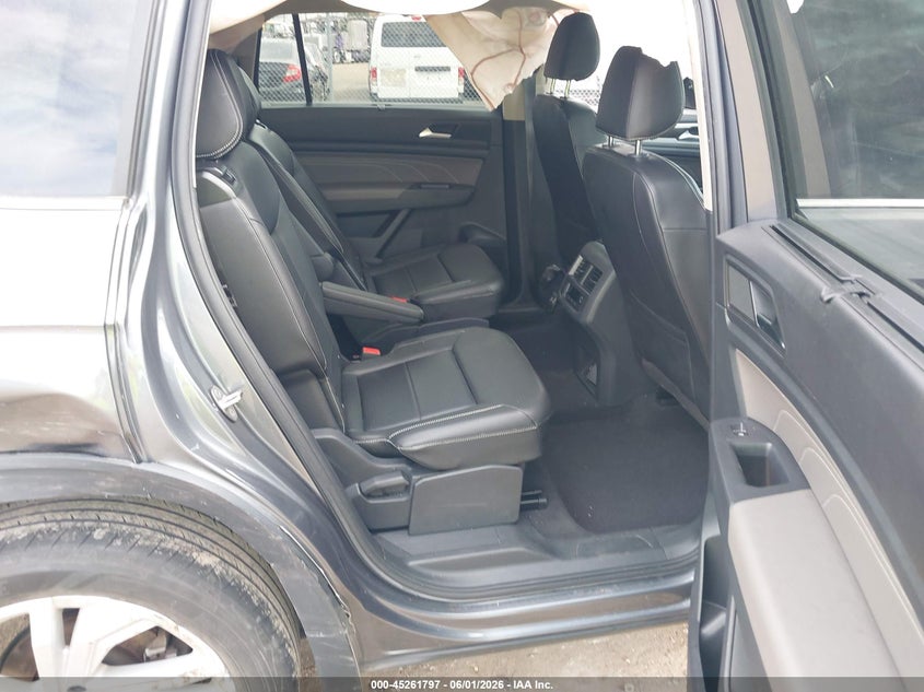 2021 Volkswagen Atlas VIN 1V2KR2CA6MC603410 IAAI salvage auction — RIGHT SIDE, Salvage (Ohio), sold $7,150 on 2026-07-30 (photo 8)