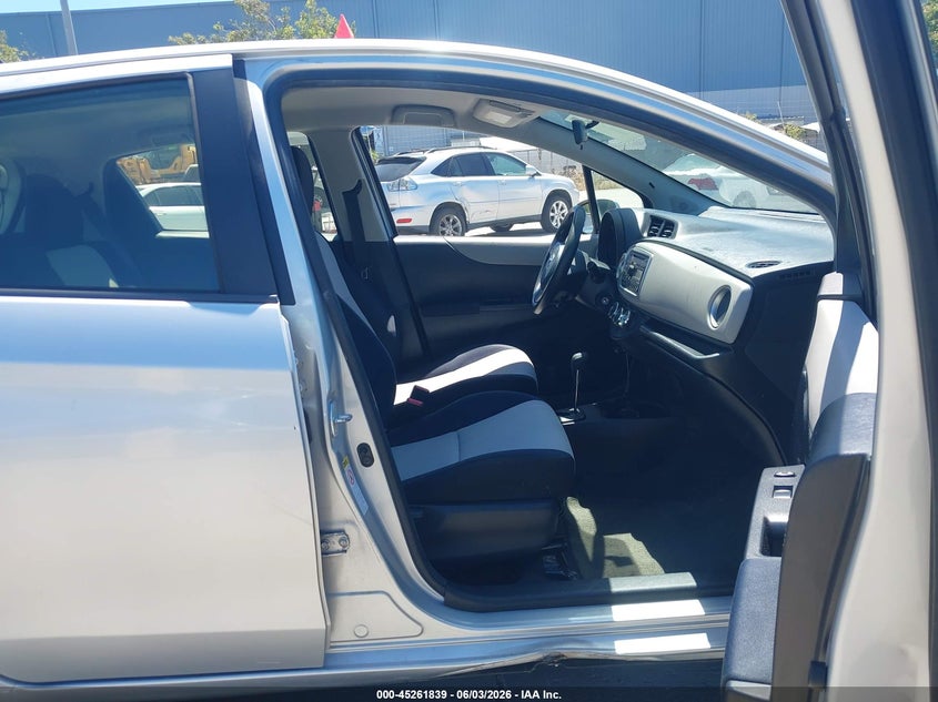 2012 Toyota Yaris VIN JTDKTUD32CD526137 IAAI salvage auction — RIGHT FRONT, Salvage Title, sold $1,750 on 2026-07-06 (photo 5)