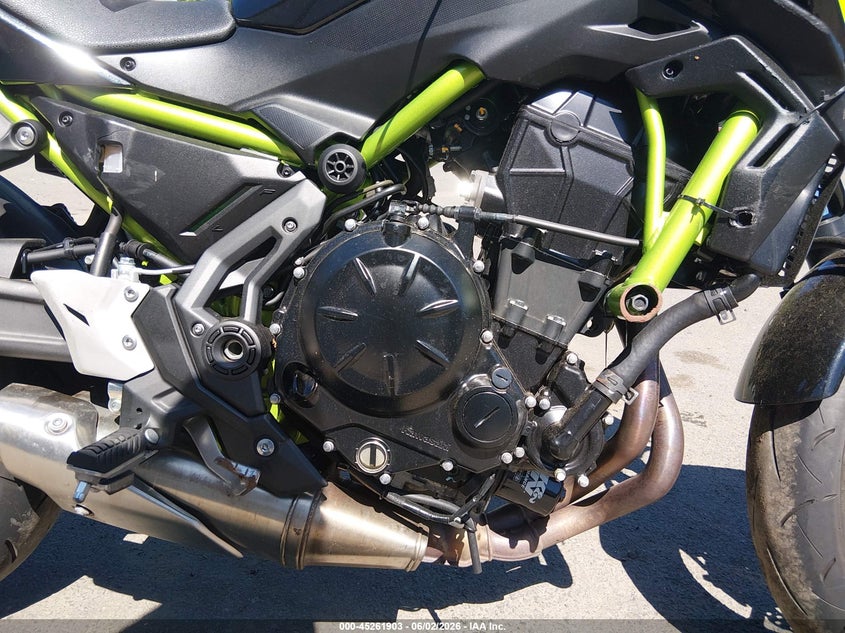 2020 Kawasaki Er VIN ML5EREK17LDA18813 IAAI salvage auction — SIDE, Salvage Title, sold $2,300 on 2026-07-07 (photo 8)
