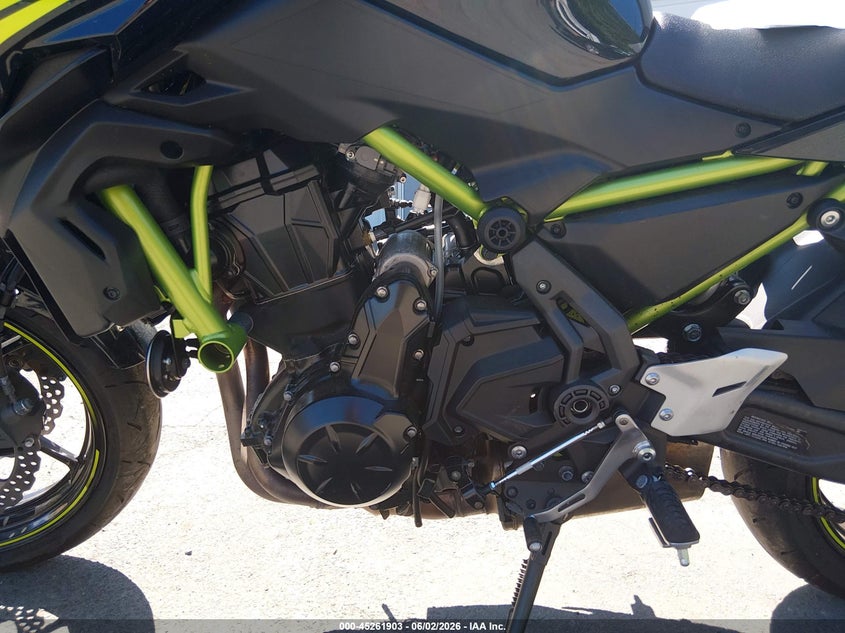 2020 Kawasaki Er VIN ML5EREK17LDA18813 IAAI salvage auction — SIDE, Salvage Title, sold $2,300 on 2026-07-07 (photo 9)
