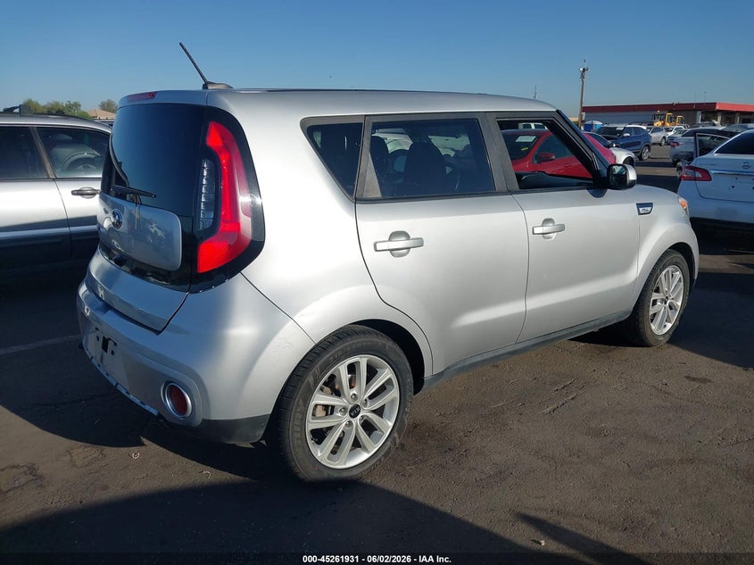 2018 Kia Soul VIN KNDJP3A50J7532367 IAAI salvage auction — THEFT, Salvage Title, sold $2,600 on 2026-07-07 (photo 4)