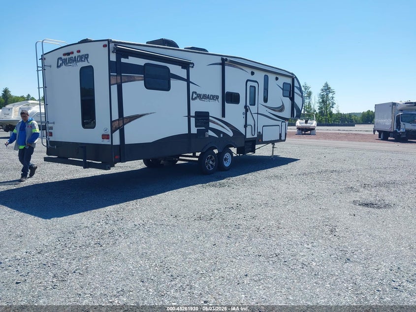 2018 Forest river Other VIN 5ZT3CSVB4JG122586 IAAI salvage auction — SIDE, Mv-907A (New York), sold $7,100 on 2026-07-15 (photo 4)