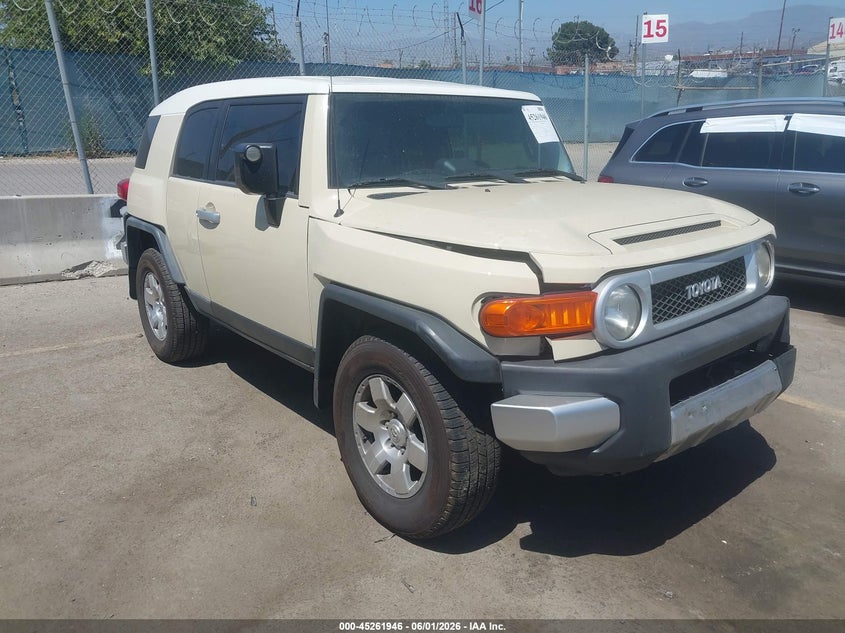 2008 Toyota Fj cruiser VIN JTEZU11F68K003856 IAAI salvage auction — FRONT END, Salvage (California), sold $3,800 on 2026-07-30 (photo 1)