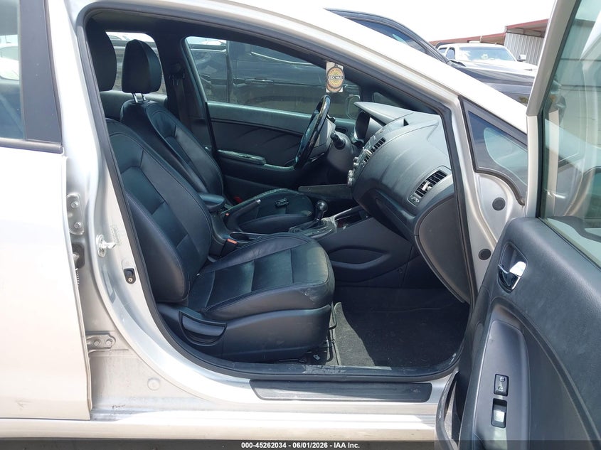 2015 Kia Forte VIN KNAFZ5A3XF5269797 IAAI salvage auction — NORMAL WEAR, Salvage Title, sold $625 on 2026-07-14 (photo 5)