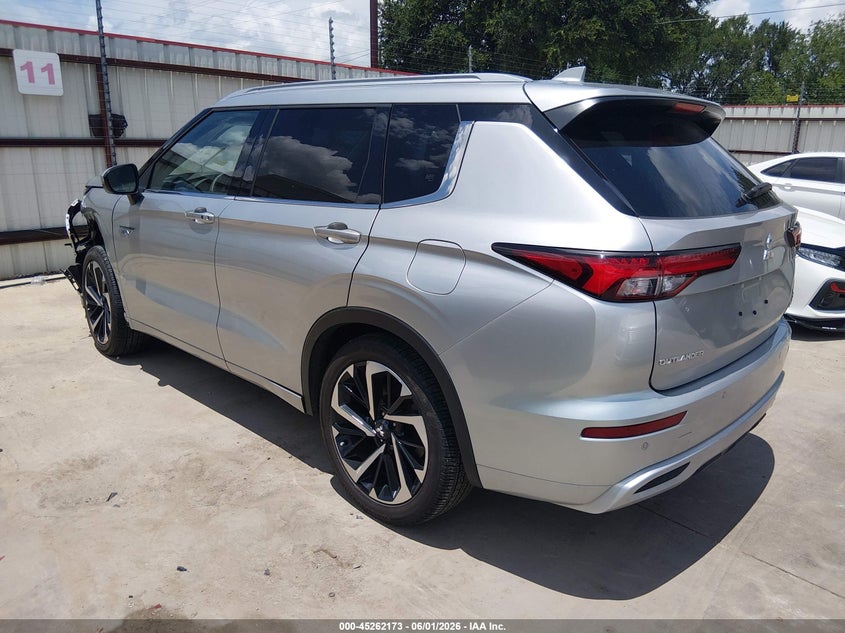 2025 Mitsubishi VIN JA4T5WA97SZ008443 IAAI salvage auction — LEFT FRONT, Salvage Title, sold $15,700 on 2026-07-24 (photo 3)