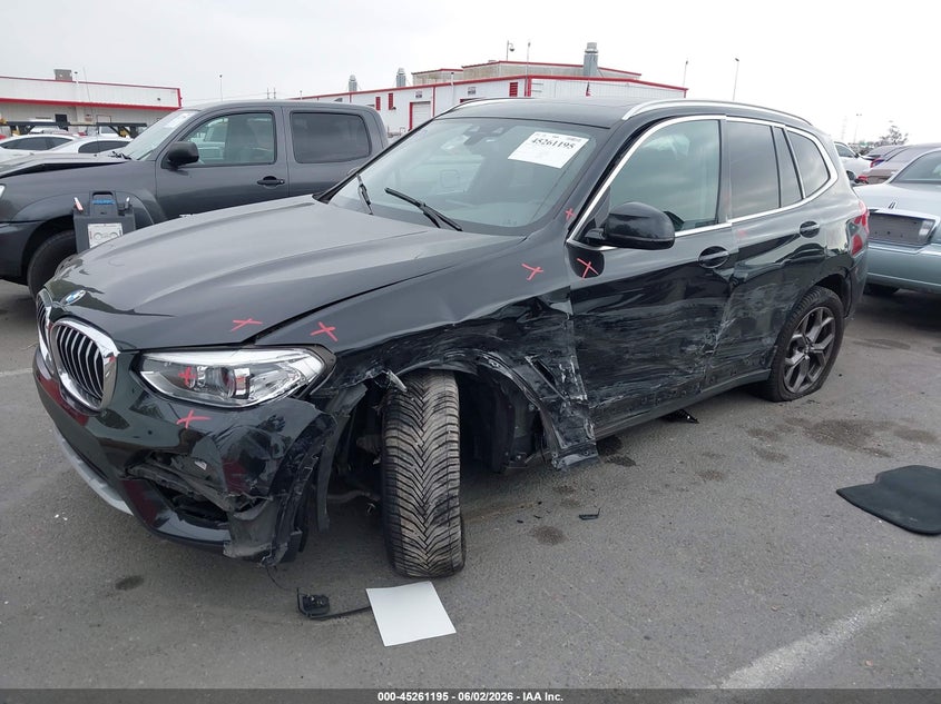 2021 BMW X3 VIN 5UXTY3C02M9E37228 IAAI salvage auction — LEFT SIDE, Salvage Title, sold $4,900 on 2026-07-23 (photo 2)