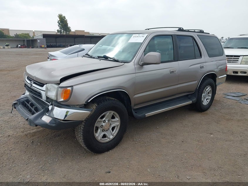 2001 Toyota 4runner VIN JT3GN86R110192684 IAAI salvage auction — FRONT END, Salvage (California), sold $975 on 2026-07-06 (photo 2)