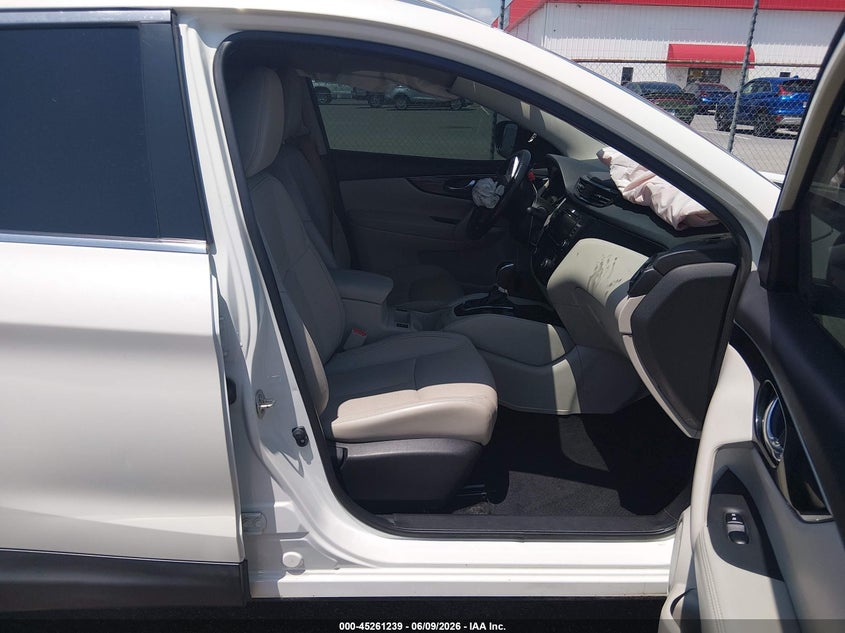 2019 Nissan Rogue VIN JN1BJ1CR3KW625775 IAAI salvage auction — FRONT END, Salvage Title, sold $1,800 on 2026-07-15 (photo 5)