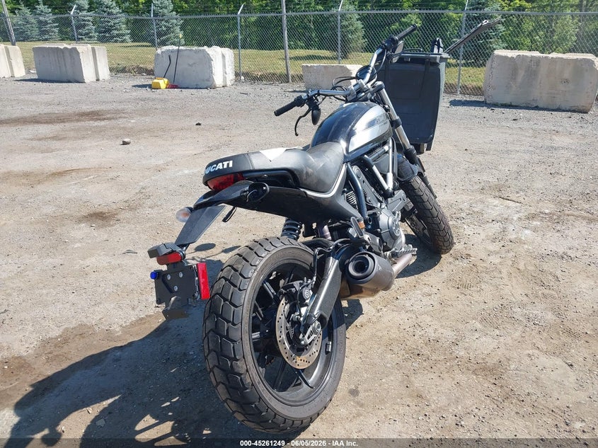 2016 Ducati VIN ML015AXG0GT000300 IAAI salvage auction — FRONT END, Salvage Title, sold $450 on 2026-07-15 (photo 4)