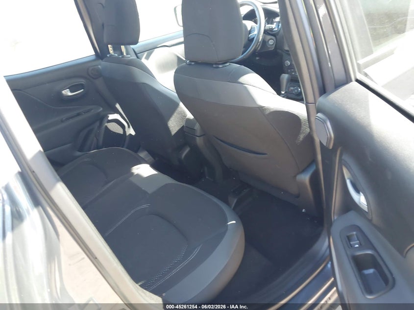 2023 Jeep Renegade VIN ZACNJDB10PPP18620 IAAI salvage auction — FRONT END, Salvage (Massachusetts), sold $5,100 on 2026-08-06 (photo 8)