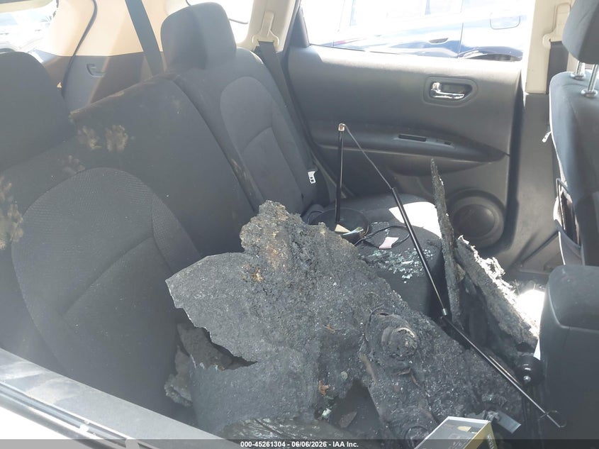 2012 Nissan Rogue VIN JN8AS5MV0CW718008 IAAI salvage auction — TOTAL BURN, Salvage Title, sold $400 on 2026-07-14 (photo 8)