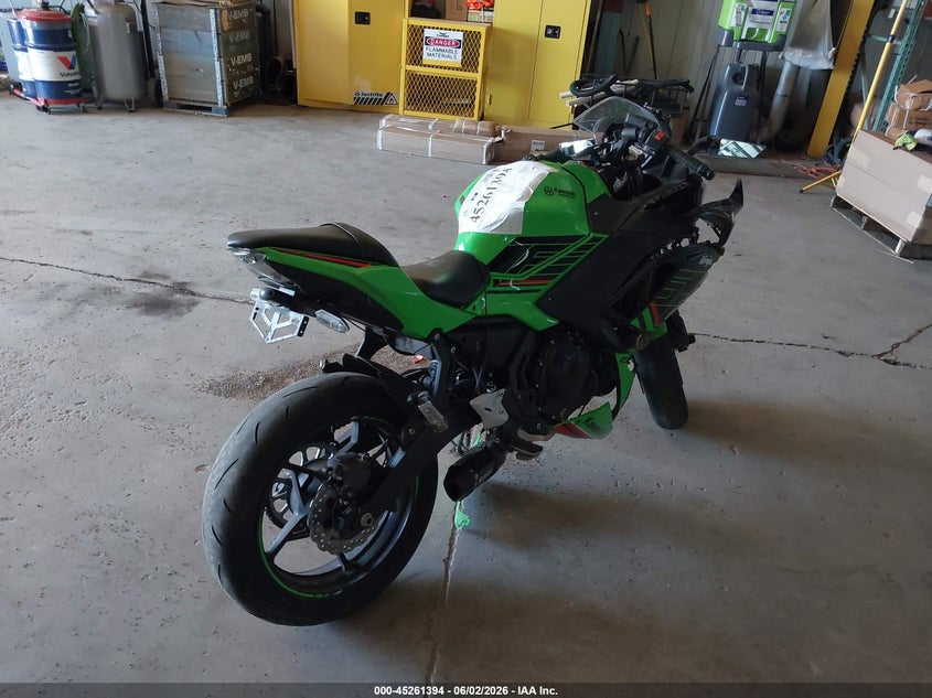 2023 Kawasaki Ninja VIN ML5EXER19PDA83261 IAAI salvage auction — SIDE, Salvage (Indiana), sold $25 on 2026-07-29 (photo 4)