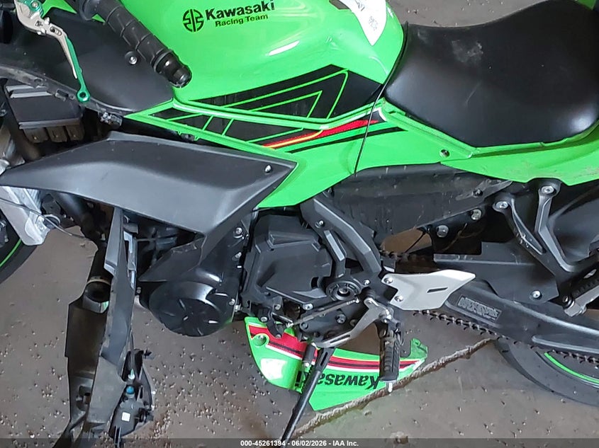 2023 Kawasaki Ninja VIN ML5EXER19PDA83261 IAAI salvage auction — SIDE, Salvage (Indiana), sold $25 on 2026-07-29 (photo 9)