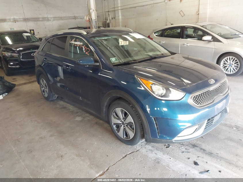 2019 Kia Niro VIN KNDCB3LC2K5250683 IAAI salvage auction — LEFT SIDE, Salvage (Minnesota), sold $5,550 on 2026-07-15 (photo 1)
