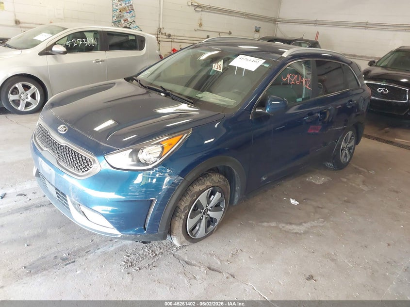 2019 Kia Niro VIN KNDCB3LC2K5250683 IAAI salvage auction — LEFT SIDE, Salvage (Minnesota), sold $5,550 on 2026-07-15 (photo 2)