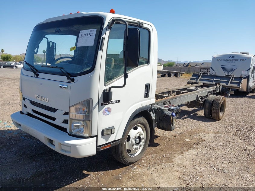 2017 Isuzu VIN JALE5W163H7300890 IAAI salvage auction — ROLLOVER, Salvage Title, sold $5,300 on 2026-07-21 (photo 2)