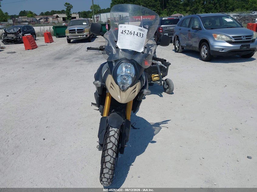 2014 Suzuki VIN JS1VU51AXE2100742 IAAI salvage auction — NORMAL WEAR, Clear-Dealer Only (North Carolina), sold $2,200 on 2026-07-07 (photo 5)