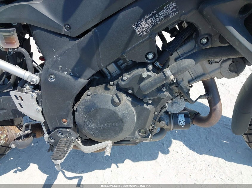 2014 Suzuki VIN JS1VU51AXE2100742 IAAI salvage auction — NORMAL WEAR, Clear-Dealer Only (North Carolina), sold $2,200 on 2026-07-07 (photo 8)