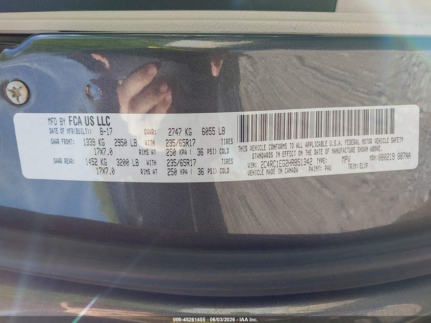 2017 Chrysler Pacifica VIN 2C4RC1EG2HR851342 IAAI salvage auction — RIGHT SIDE, Salvage Title, sold $1,600 on 2026-07-29 (photo 9)