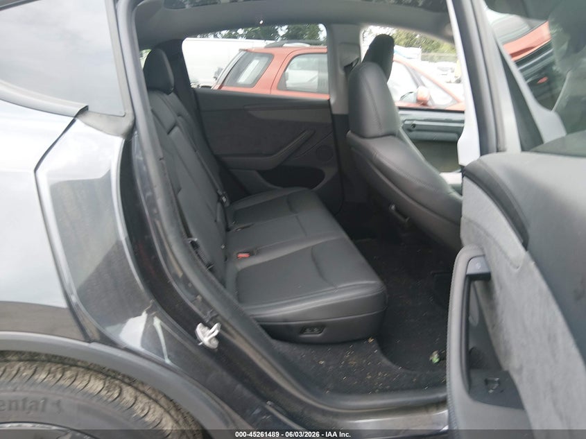 2026 Tesla Model y VIN 7SAYGDED1TF398796 IAAI salvage auction — FRONT END, Salvage Title, sold $18,300 on 2026-08-02 (photo 8)