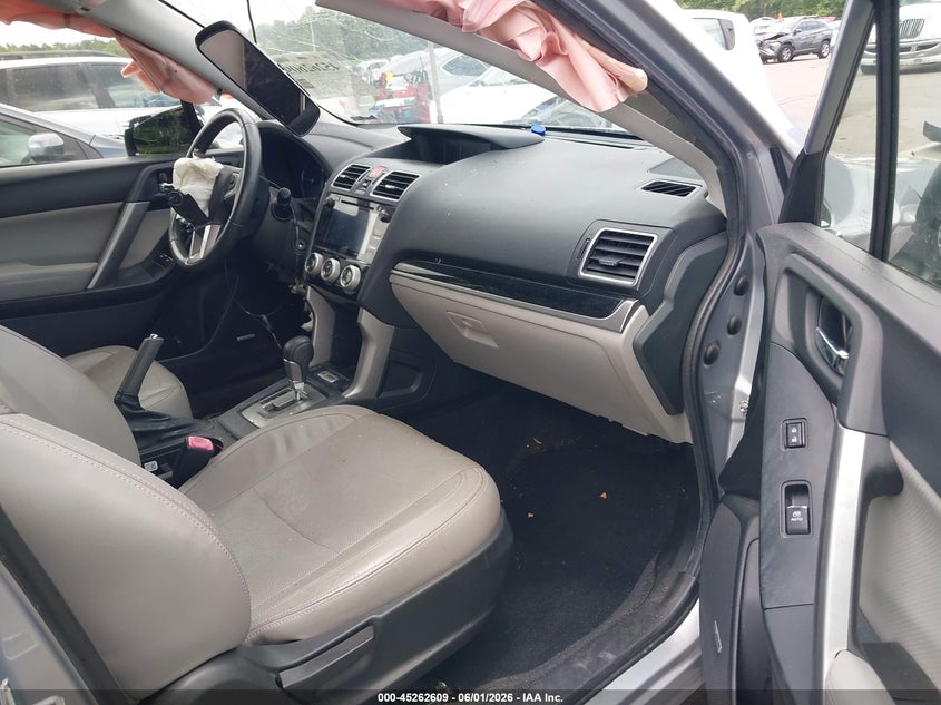2017 Subaru Forester VIN JF2SJALC8HH483771 IAAI salvage auction — ROLLOVER, Salvage Title, sold $475 on 2026-07-22 (photo 5)