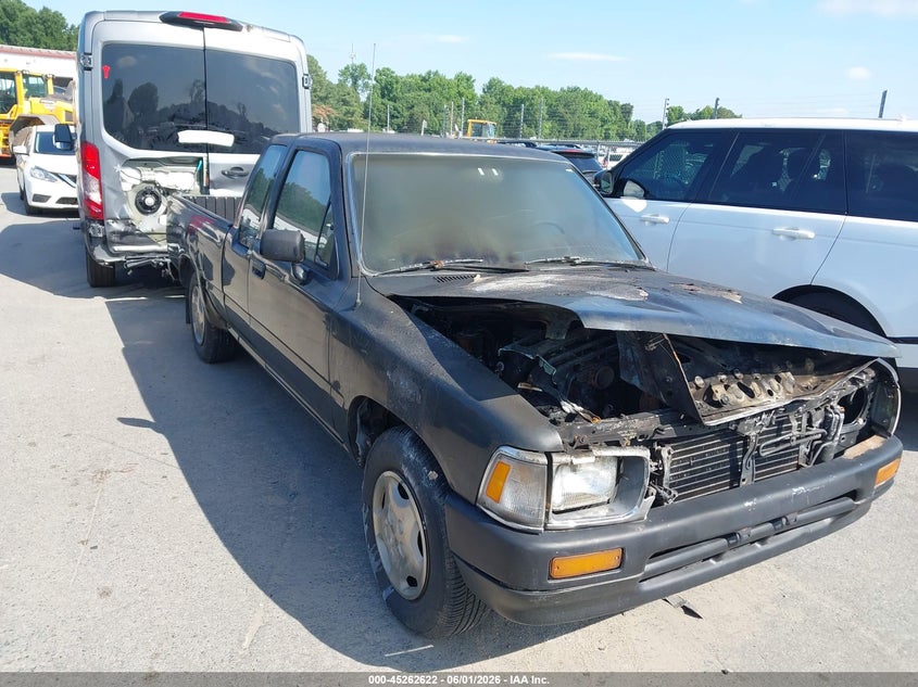 1992 Toyota Pickup VIN JT4RN93P0N5063034 IAAI salvage auction — NORMAL WEAR, Clear-Dealer Only (North Carolina), sold $1,600 on 2026-07-13 (photo 1)