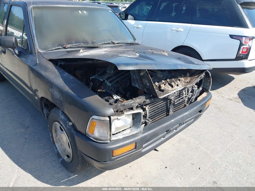 1992 Toyota Pickup VIN JT4RN93P0N5063034 IAAI salvage auction — NORMAL WEAR, Clear-Dealer Only (North Carolina), sold $1,600 on 2026-07-13 (photo 6)