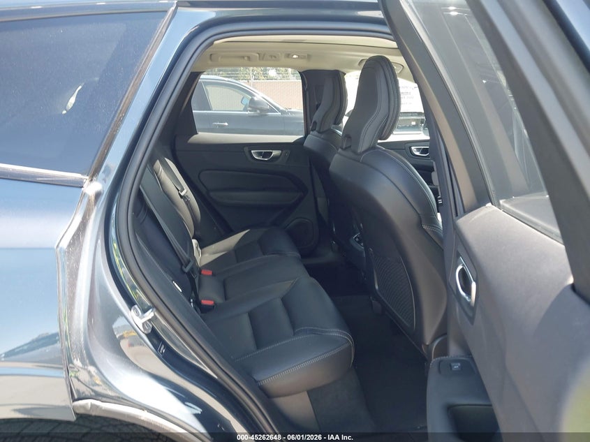2024 Volvo Xc60 VIN YV4L12RM9R1835630 IAAI salvage auction — NORMAL WEAR, Salvage Title, sold $24,100 on 2026-07-06 (photo 8)