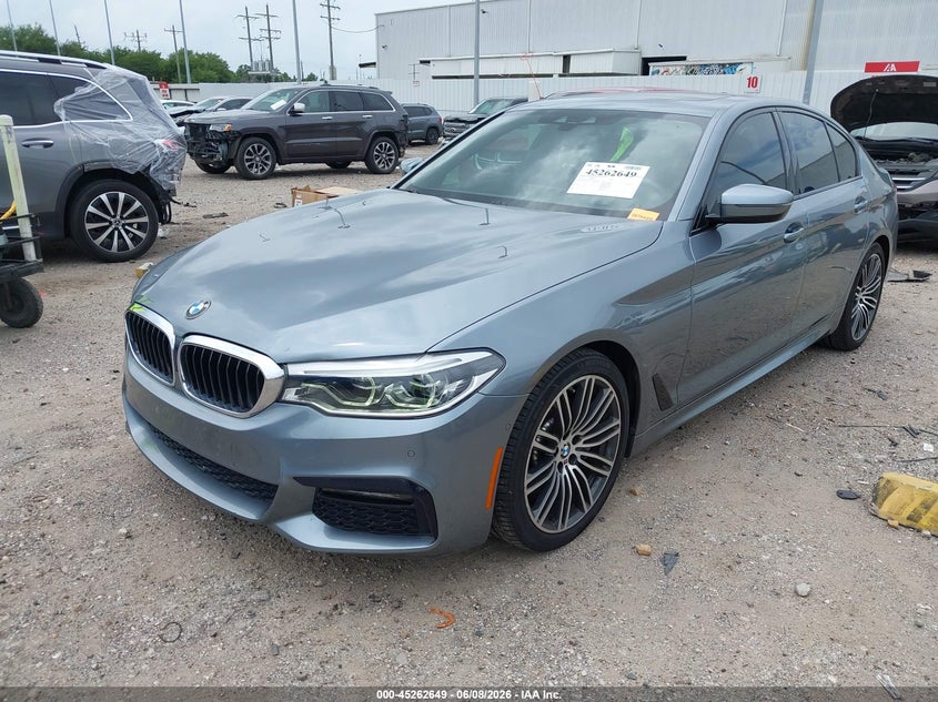 2019 BMW 5er VIN WBAJE5C53KWW11339 IAAI salvage auction — WATER/FLOOD, Salvage Title, sold $13,700 on 2026-08-20 (photo 2)