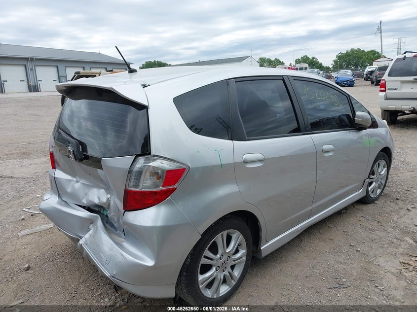 2011 Honda Fit VIN JHMGE8H55BS004775 IAAI salvage auction — REAR END, Clear (Indiana), sold $775 on 2026-07-15 (photo 6)
