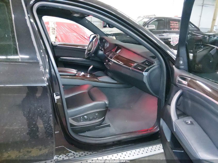 2014 BMW X6 VIN 5UXFG2C52E0H10969 IAAI salvage auction — LEFT FRONT, Salvage (Oregon), sold $3,825 on 2026-07-23 (photo 5)