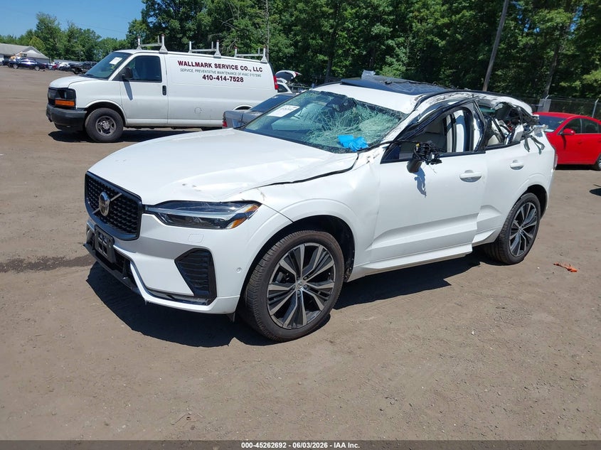 2023 Volvo Xc60 VIN YV4L12RW9P1305768 IAAI salvage auction — ROLLOVER, Salvage Title, sold $5,850 on 2026-07-15 (photo 2)