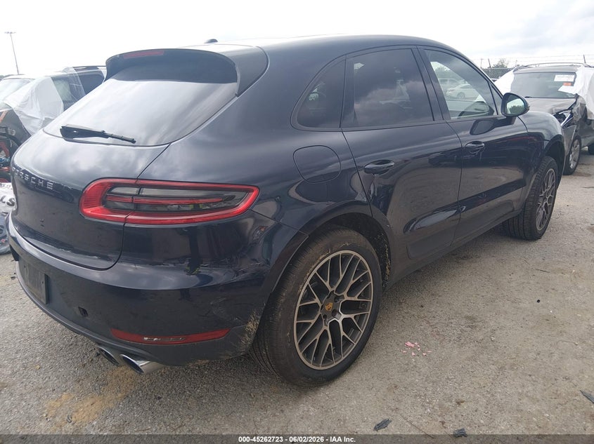 2018 Porsche Macan VIN WP1AA2A51JLB23103 IAAI salvage auction — WATER/FLOOD, Salvage (Louisiana), sold $6,800 on 2026-07-14 (photo 4)