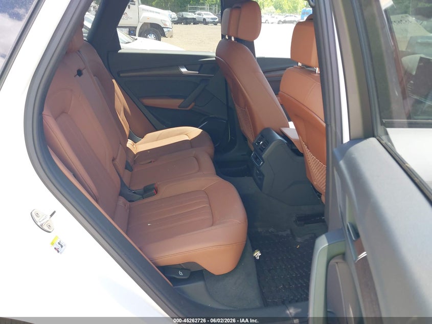 2025 Audi Q5 VIN WA1ABAFY1S2011642 IAAI salvage auction — FRONT END, Salvage Title, sold $12,100 on 2026-07-26 (photo 8)