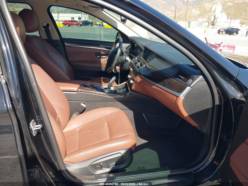 2014 BMW 5er VIN WBA5A7C5XED612870 IAAI salvage auction — MECHANICAL, Clear (Pennsylvania), sold $950 on 2026-07-08 (photo 5)