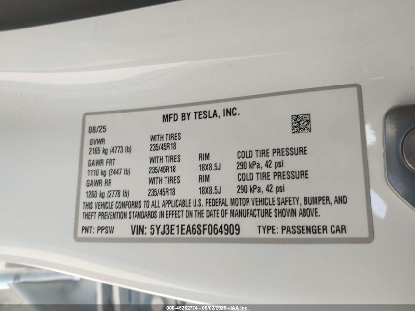 2025 Tesla Model 3 VIN 5YJ3E1EA6SF064909 IAAI salvage auction — FRONT & REAR, Salvage Title, sold $11,300 on 2026-07-12 (photo 9)