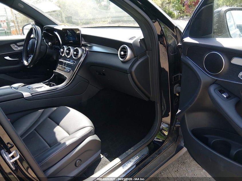 2021 Mercedes-benz Glc VIN W1N0G8EB9MG007765 IAAI salvage auction — SIDE, Salvage (New Jersey), sold $11,200 on 2026-07-29 (photo 5)