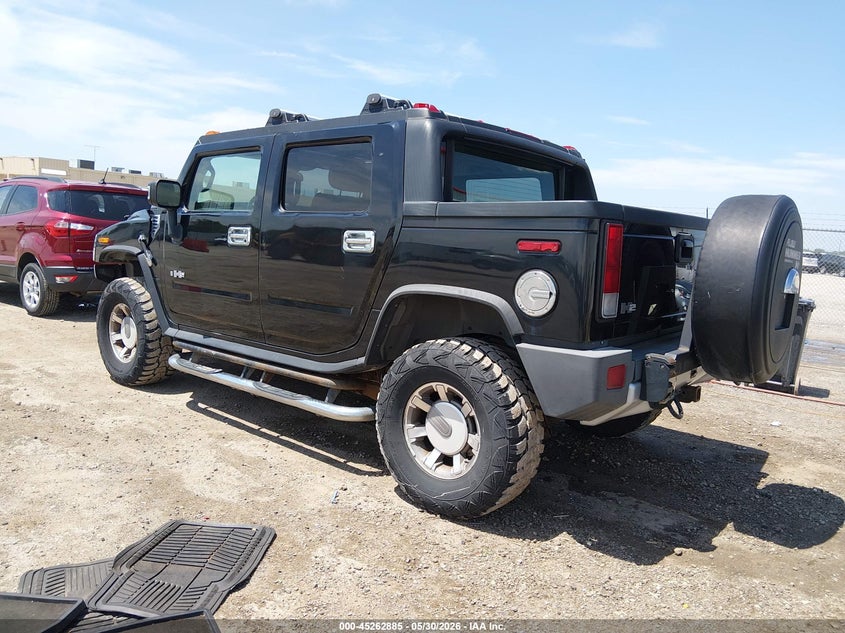 2008 Hummer H2 VIN 5GRGN22838H104153 IAAI salvage auction — HAIL, Salvage (Kansas), sold $9,900 on 2026-08-30 (photo 3)