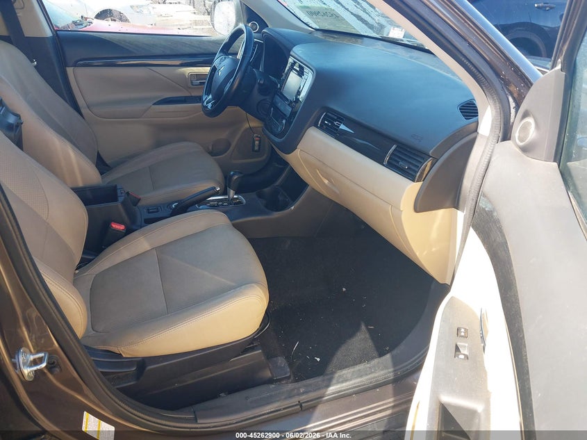 2016 Mitsubishi Outlander VIN JA4AZ3A37GZ058126 IAAI salvage auction — RIGHT FRONT, Salvage Title, sold $2,050 on 2026-07-28 (photo 5)