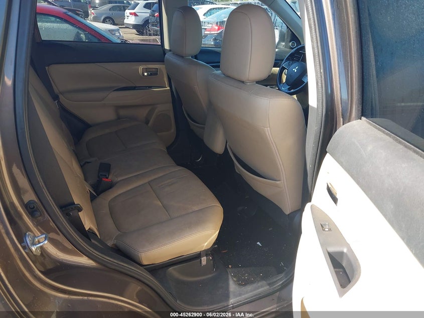 2016 Mitsubishi Outlander VIN JA4AZ3A37GZ058126 IAAI salvage auction — RIGHT FRONT, Salvage Title, sold $2,050 on 2026-07-28 (photo 8)