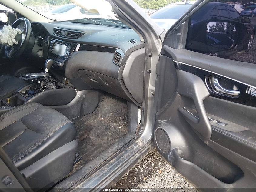 2018 Nissan Rogue VIN JN1BJ1CR7JW292222 IAAI salvage auction — FRONT END, Salvage Title, sold $550 on 2026-07-21 (photo 5)