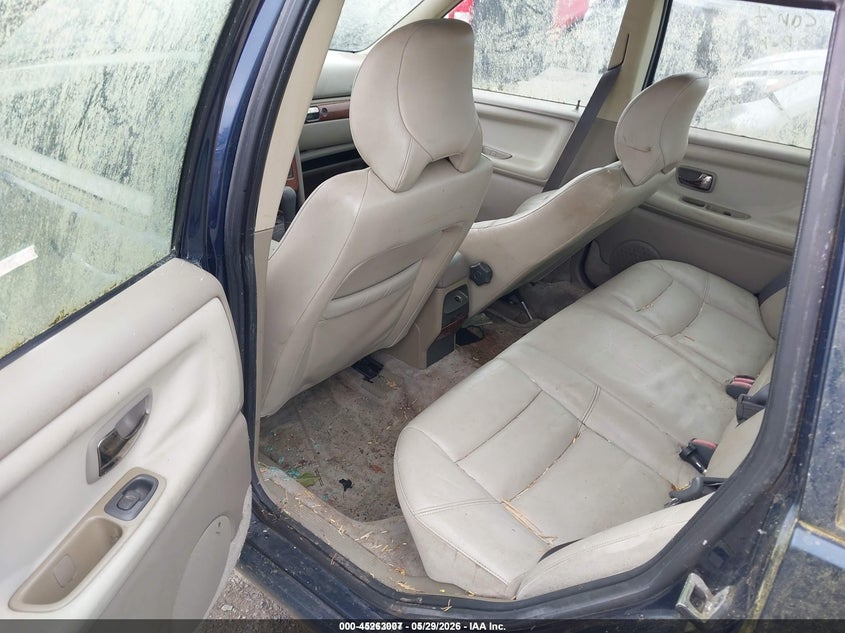 1999 Volvo S70 VIN YV1LT56D5X2589261 IAAI salvage auction — UNKNOWN, Salvage (Idaho), sold $200 on 2026-07-08 (photo 8)