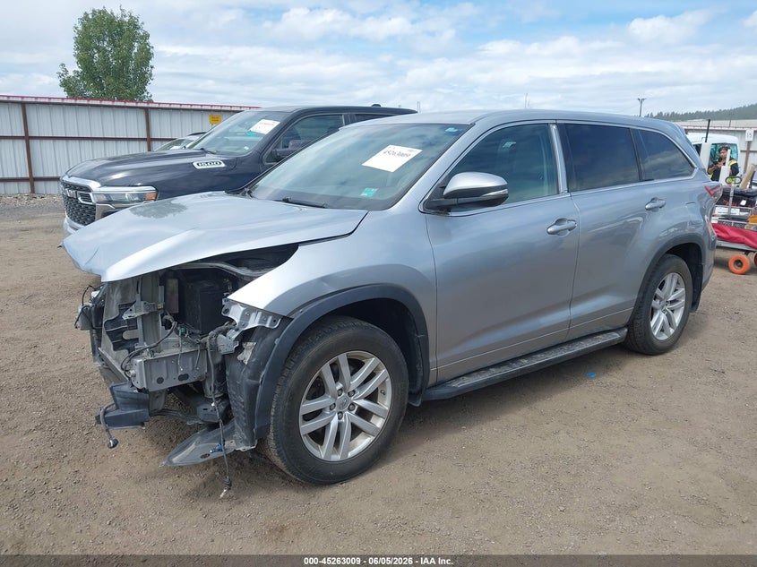 2014 Toyota Highlander VIN 5TDBKRFH8ES009814 IAAI salvage auction — FRONT END, Salvage Title, sold $3,950 on 2026-07-14 (photo 2)